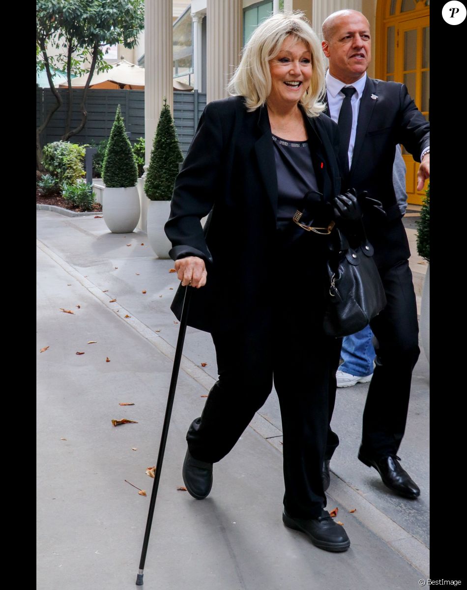 Mylène Demongeot arrive à l'enregistrement de l'émission "Vivement Dimanche Prochain" au studio Gabriel à Paris, France, le 11 septembre 2019.
