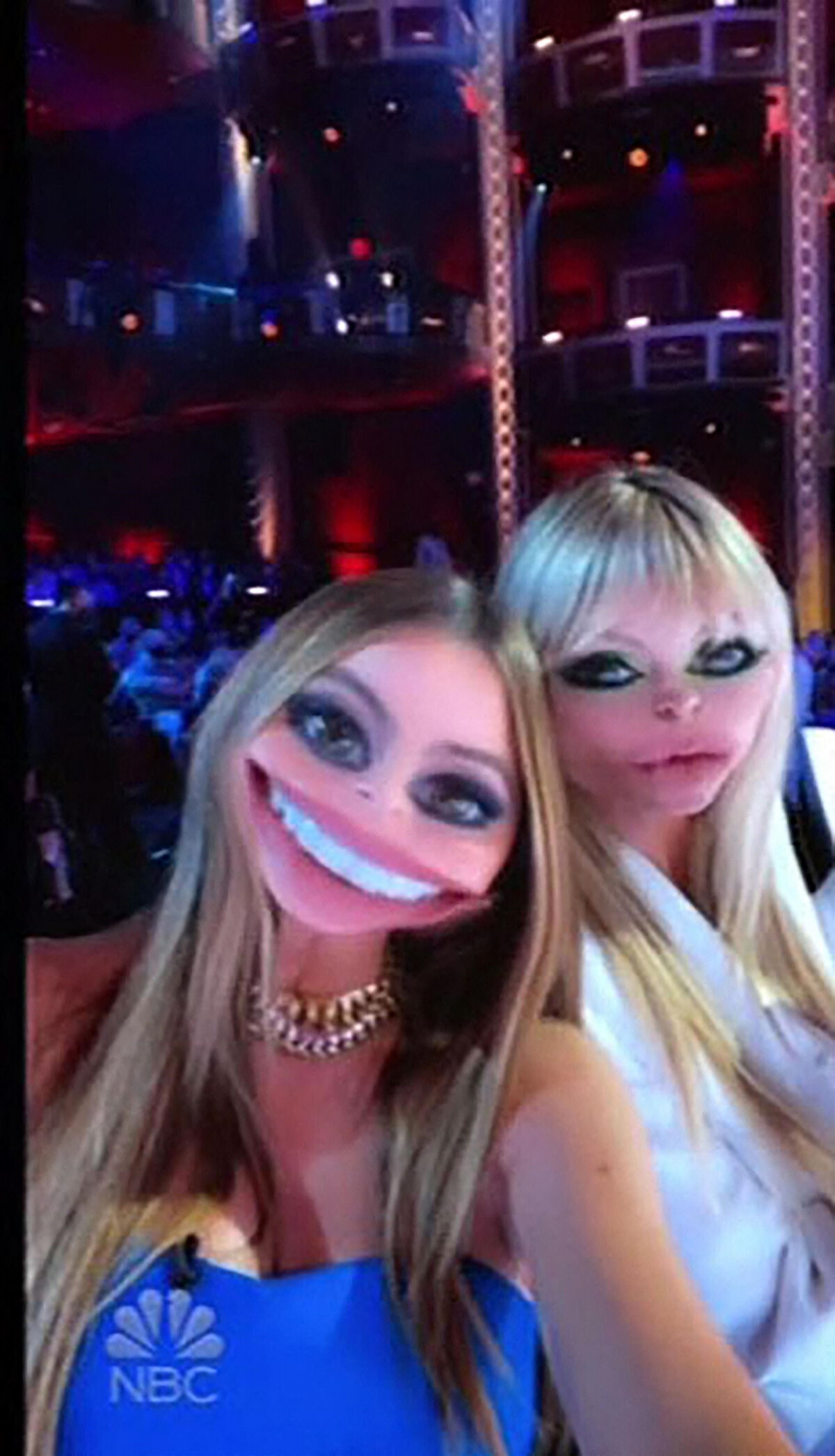 Photo : Sofia Vergara et Heidi Klum se prennent en photo avec un filtre ...