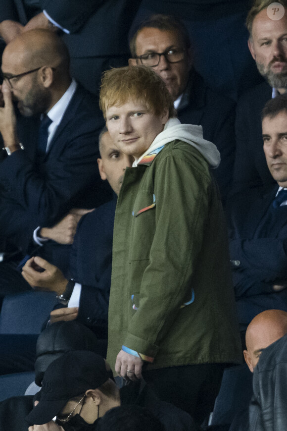 Ed Sheeran - People assistent à la victoire du PSG (2) face à Manchester City (0) lors de la deuxième journée de la Ligue des champions au Parc des Princes à Paris. © Cyril Moreau/Bestimage 
