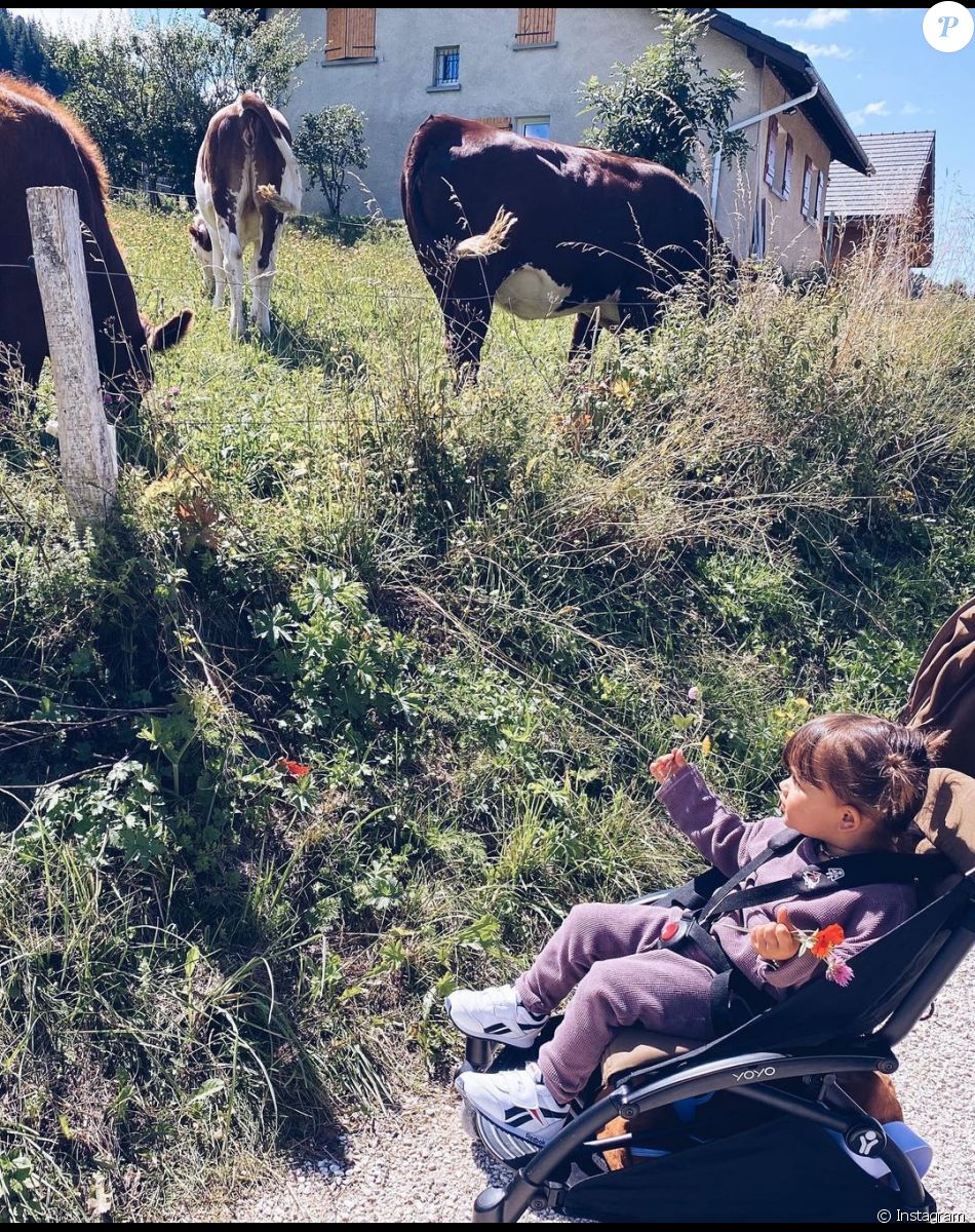 Maggy Lyonnet et ses parents Alizée et Grégoire Lyonnet dans la région Rhône-Alpes. Août 2021