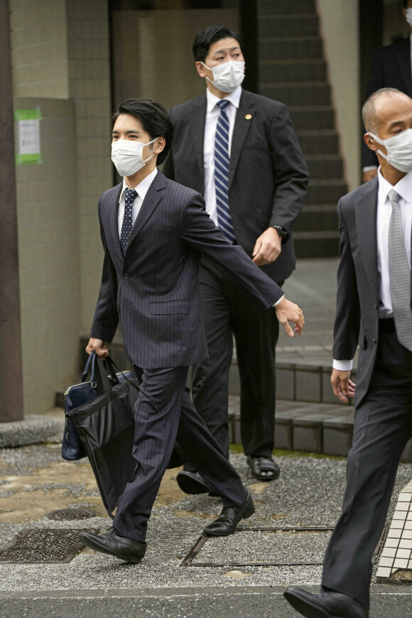 Kei Komuro quittant sa maison de Yokohama, à côté de Toyo (Japon) Photo by Pool/ABACAPRESS.COM