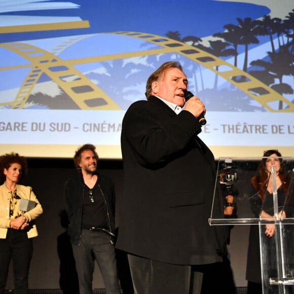 Guilaine Londez, Florian Zeller, Gérard Depardieu et les membres du jury - Soirée de clôture de la 3e édition du Festival Cinéroman à Nice, le 24 octobre 2021. © Bruno Bebert / Bestimage