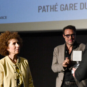 Guilaine Londez, Nicolas Bedos, et Daniel Benoin - Soirée de clôture de la 3e édition du Festival Cinéroman à Nice, le 24 octobre 2021. © Bruno Bebert / Bestimage