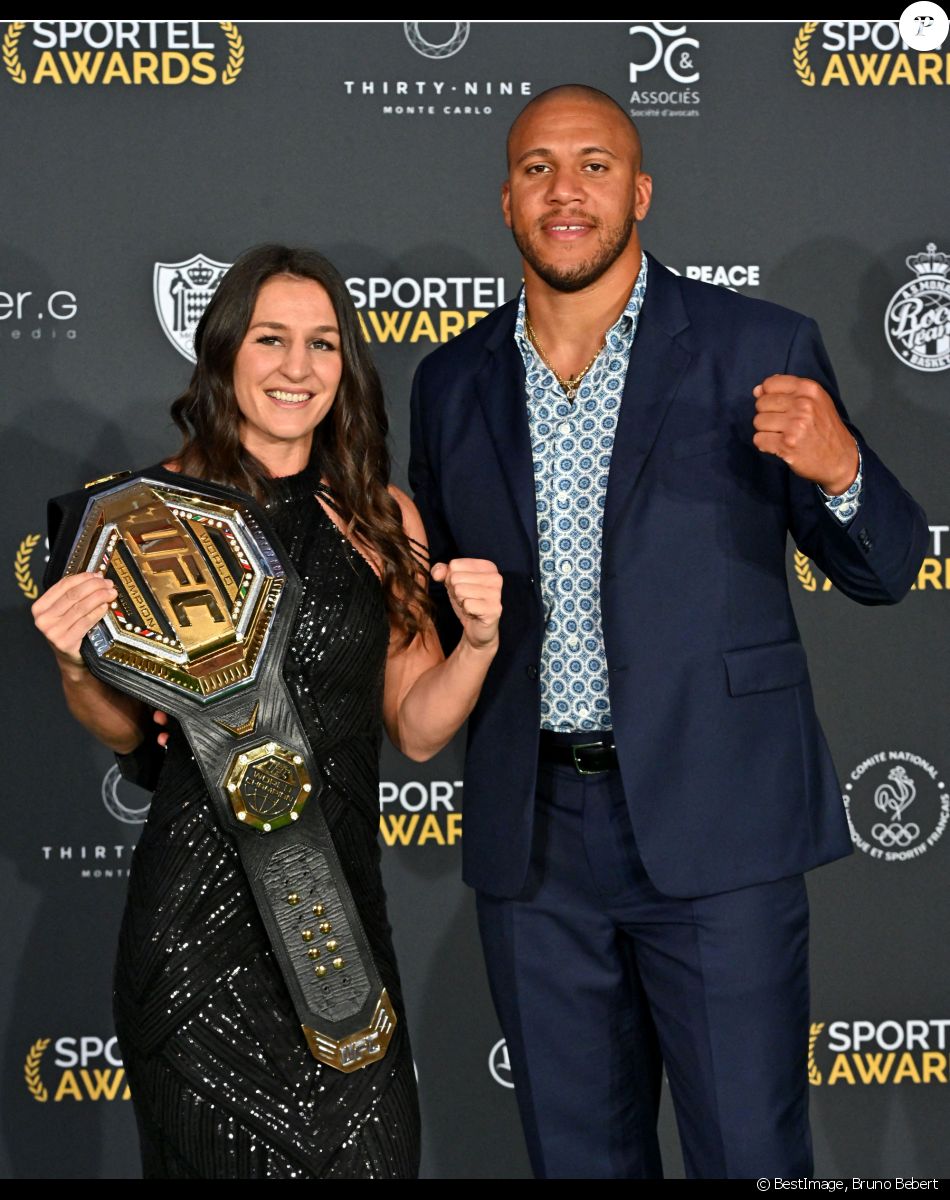 Lucie Bertaud et Ciryl Gane durant la soirée de la 32ème édition des Sportel Awards 2021 au Grimaldi Forum à Monaco. Placé sous la présidence d'honneur du prince Albert II de Monaco, le Sportel Awards est avant tout une compétition internationale ayant pour but de récompenser les meilleures séquences sportives télévisuellle de l'année écoulée. © Bruno Bebert/Bestimage