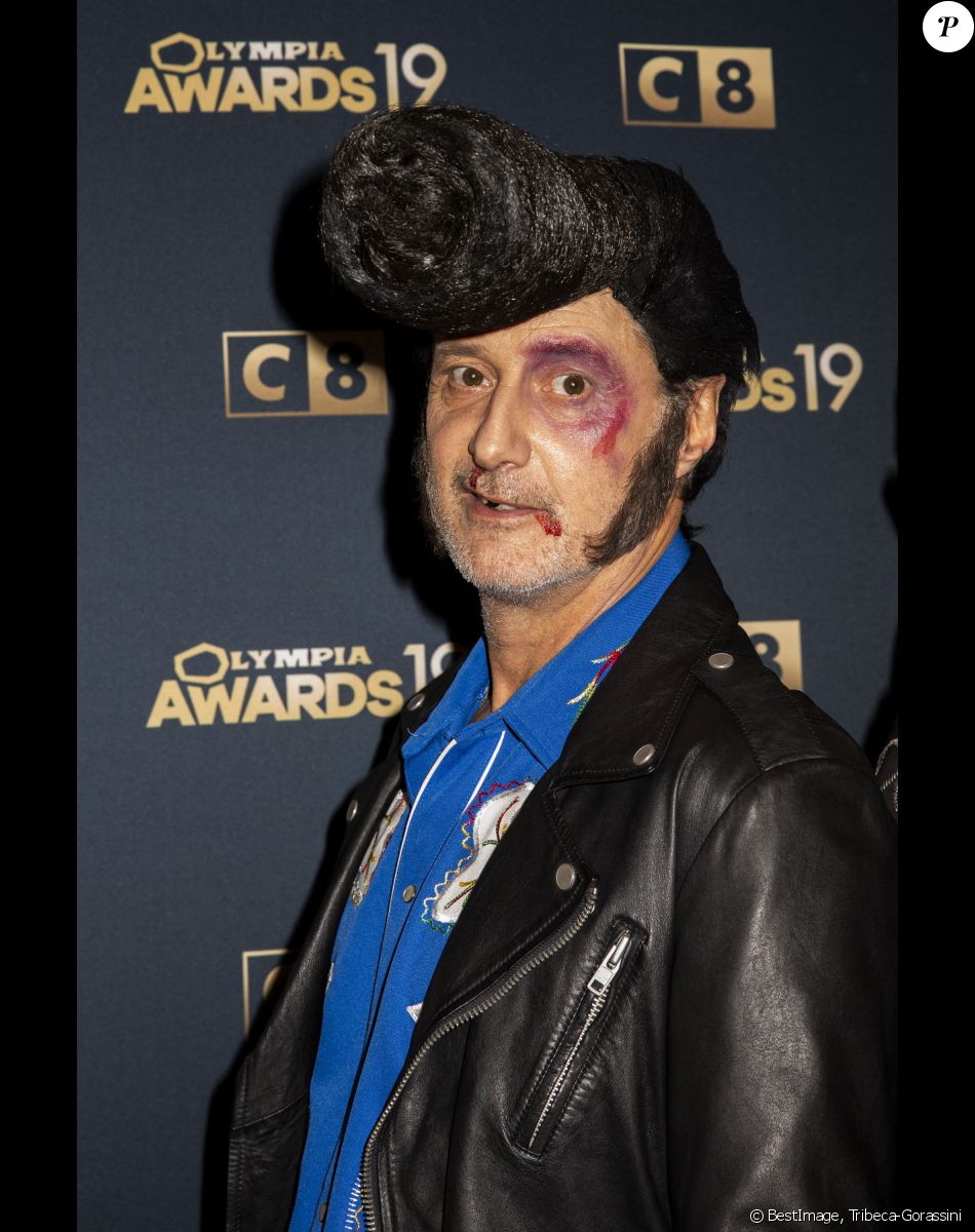 Antoine de Caunes au photocall de la 1ère édition des "Olympia Awards", cérémonie récompensant des artistes de la musique et de l'humour, présentée par A. de Caunes à l'Olympia. Paris, le 11 décembre 2019. © Tribeca-Gorassini/Bestimage