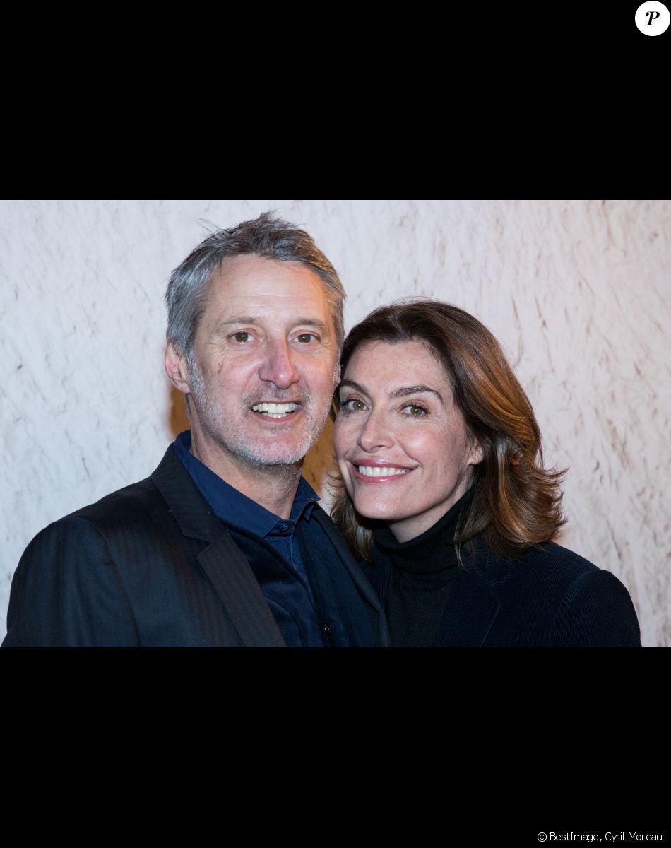 Antoine de Caunes et sa femme Daphné Roulier - Vernissage de l'artiste chinois Liu Bolin avec la maison Ruinart au Grand Palais à Paris le 8 mars 2018. © Cyril Moreau/Bestimage