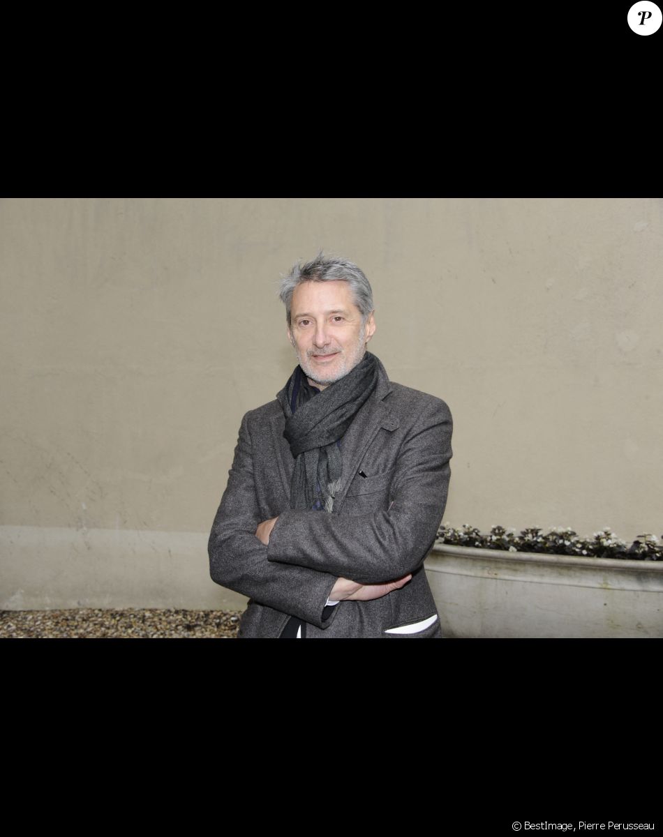Antoine de Caunes - Conférence de presse "Solidays of Love" au Conseil régional d'Ile de France le 2 juin 2016 © Pierre Perusseau / Bestimage