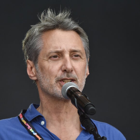 Antoine de Caunes - Cérémonie du patchwork des noms au 17ème Solidays le 28 juin 2015.