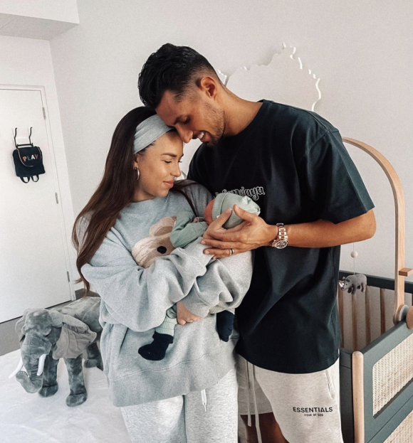 Stéphanie Durant et son mari Théo ont accueilli leur premier enfant - Instagram
