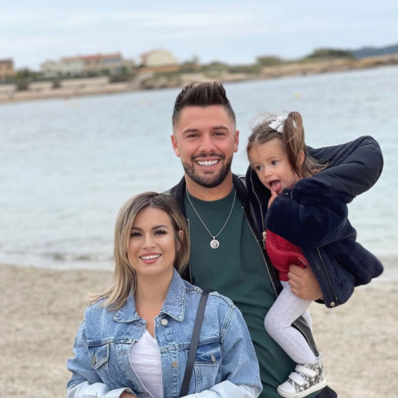 Carla Moreau et Kevin Guedj ont créé une poupée à l'éffigie de leur fille Ruby - Instagram