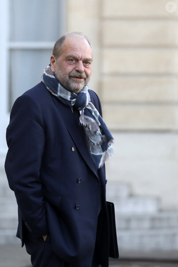 Eric Dupond-Moretti, ministre de la justice, garde des Sceaux à la sortie du conseil des ministres, le 27 octobre 2021, au palais de l'Elysée, à Paris.