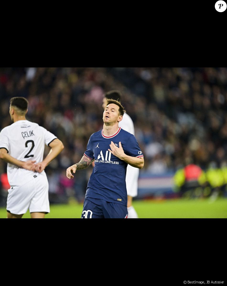 Lionel Messi (PSG) - Match de Ligue 1 Uber Eats Psg (2) - Lille(1) au Parc des Princes à Paris le 29 octobre 2021. © JB Autissier/PanoramicBestimage