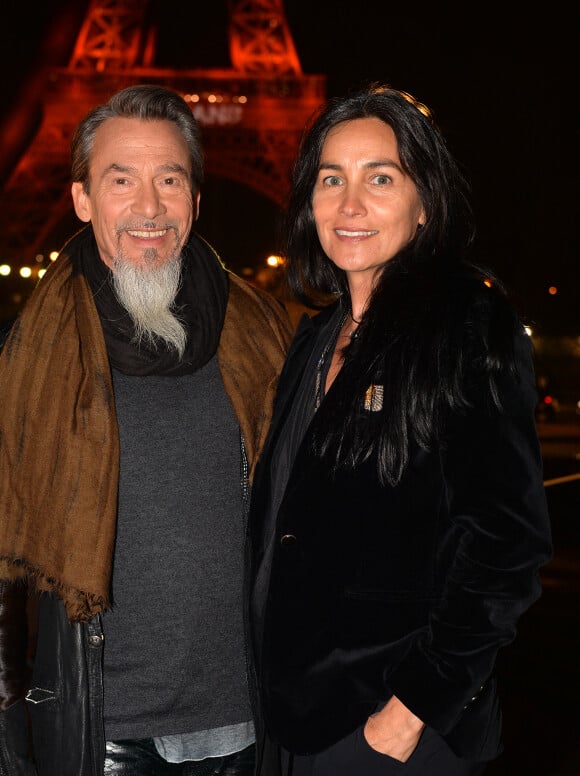 Exclusif - Florent Pagny et sa femme Azucena Caman - Backstage du concert anniversaire des 130 ans de la Tour Eiffel à Paris © Perusseau-Veeren/ Bestimage