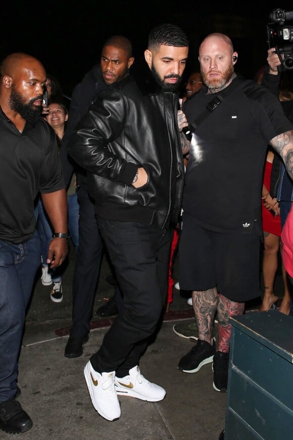Drake arrive au club "Poppy" après son concert à Los Angeles, le 17 octobre 2018.