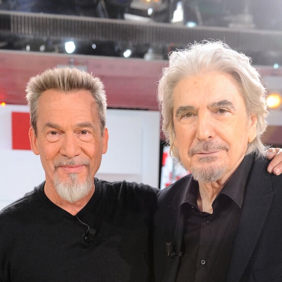 Exclusif - Florent Pagny et Serge Lama - Enregistrement de l'émission "Vivement Dimanche" présentée par M ichel Drucker et diffusée le 31 octobre sur France 2. Le 27 octobre 2021 © Guillaume Gaffiot / Bestimage 