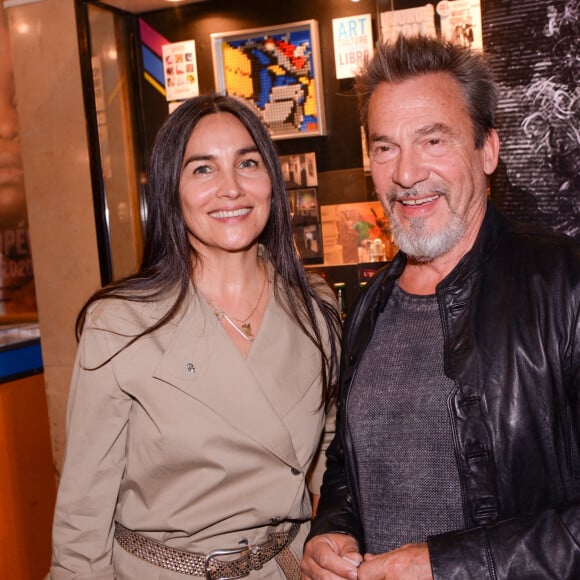 Exclusif - Florent Pagny et sa femme Azucena Caamano lors de la première du spectacle Lost in Buenos Aires à l'Européen à Paris le 28 juin 2021. © Rachid Bellak / Bestimage 