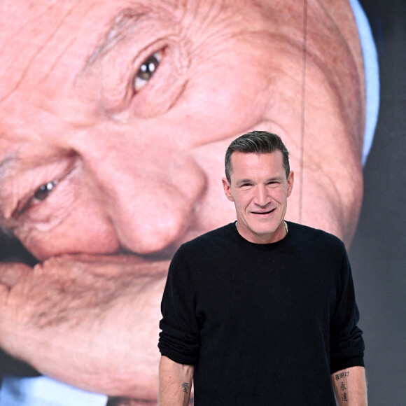 Benjamin Castaldi lors de l'enregistrement de l'émission "Vivement Dimanche spéciale Yves Montand" au Studio Gabriel à Paris, présentée par Michel Drucker et diffusée le 14 novembre sur France 2. Le 28 octobre 2021 © Guillaume Gaffiot / Bestimage