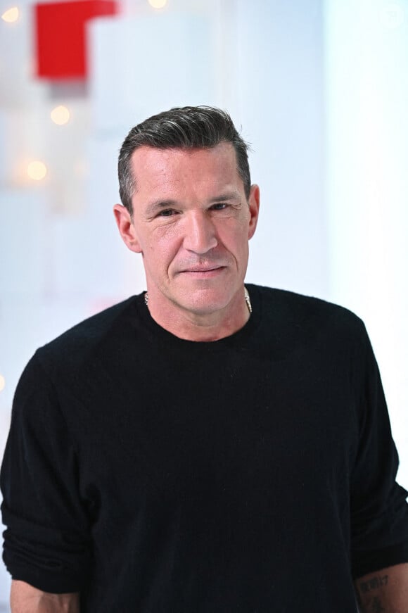 Benjamin Castaldi lors de l'enregistrement de l'émission "Vivement Dimanche spéciale Yves Montand" au Studio Gabriel à Paris, présentée par Michel Drucker et diffusée le 14 novembre sur France 2. Le 28 octobre 2021 © Guillaume Gaffiot / Bestimage