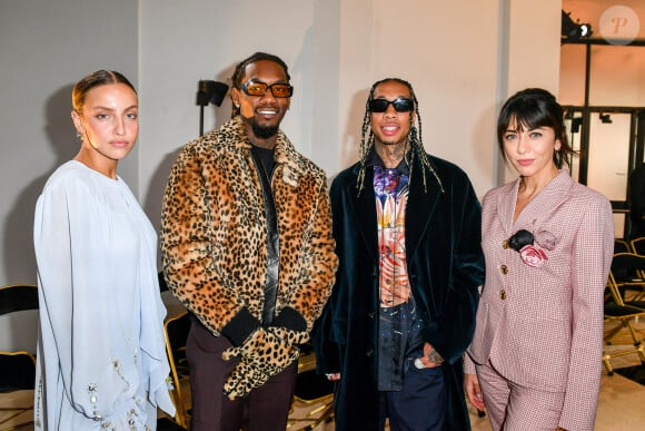 Carla Ginola et Nolwenn Leroy posent avec les rappeurs Offset et Tyga - Défilé de mode Lanvin lors de la la Fashion Week printemps/été 2022 à Paris. Le 3 octobre 2021. © Veeren Ramsamy-Christophe Clovis/Bestimage
