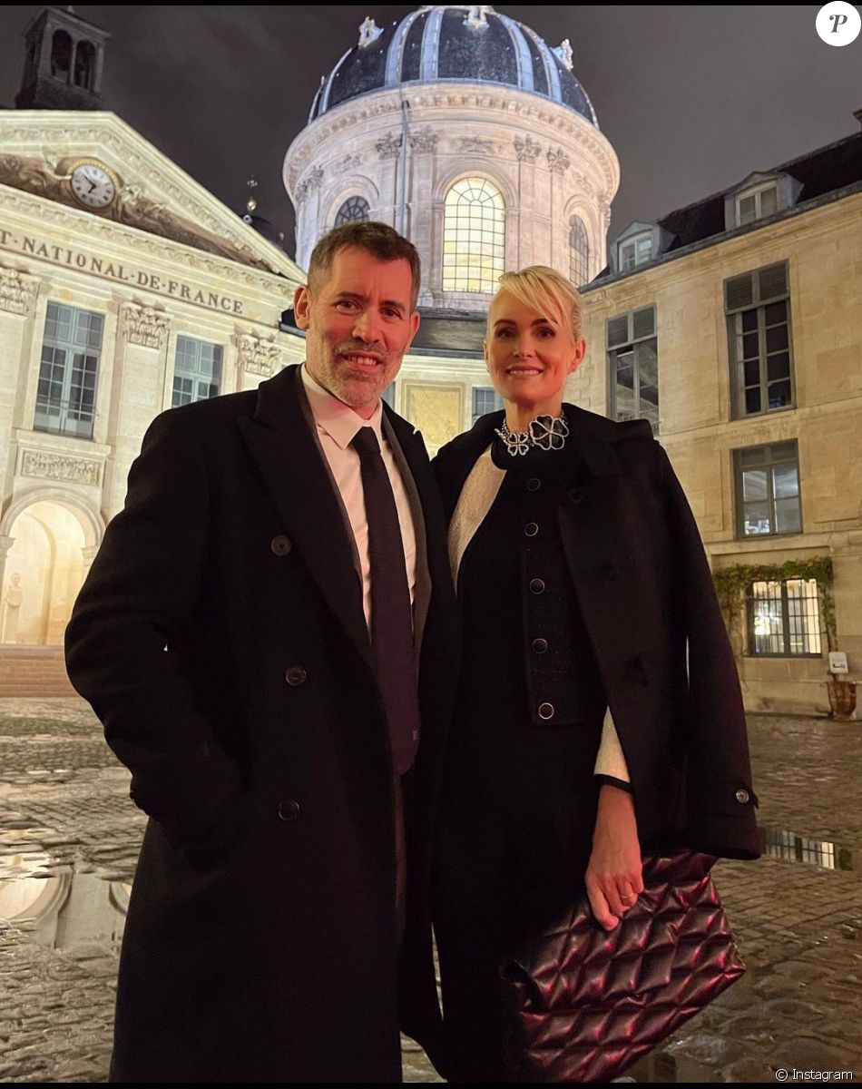 Laeticia Hallyday et Jalil Lespert partagent de tendres clichés en amoureux au Portugal