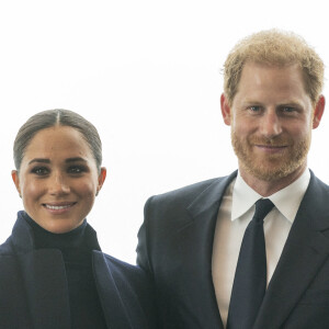 Le prince Harry, duc de Sussex, et Meghan Markle, duchesse de Sussex, en visite à l'observatoire "One World" au 102ème étage de la Freedom Tower du World Trade Center à New York. Le 23 septembre 2021 