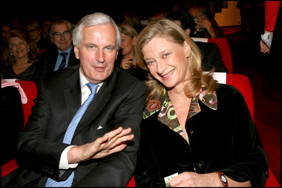 Michel Barnier et sa femme Isabelle - Générale de la pièce Gorki - L'exil de Capri à l'espace Pierre Cardin en 2006