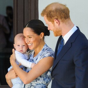 Le prince Harry, duc de Sussex, et Meghan Markle, duchesse de Sussex, avec leur fils Archie ont rencontré l'archevêque Desmond Tutu et sa femme à Cape Town, Afrique du Sud.