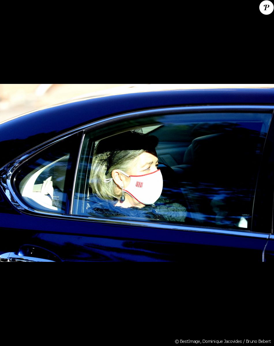 La princesse Caroline de Hanovre - Arrivées en la cathédrale de Monaco pour la messe d'action de grace avec Te Deum lors de la la fête nationale de Monaco le 19 novembre 2021. © Dominique Jacovides / Bruno Bebert / Bestimage