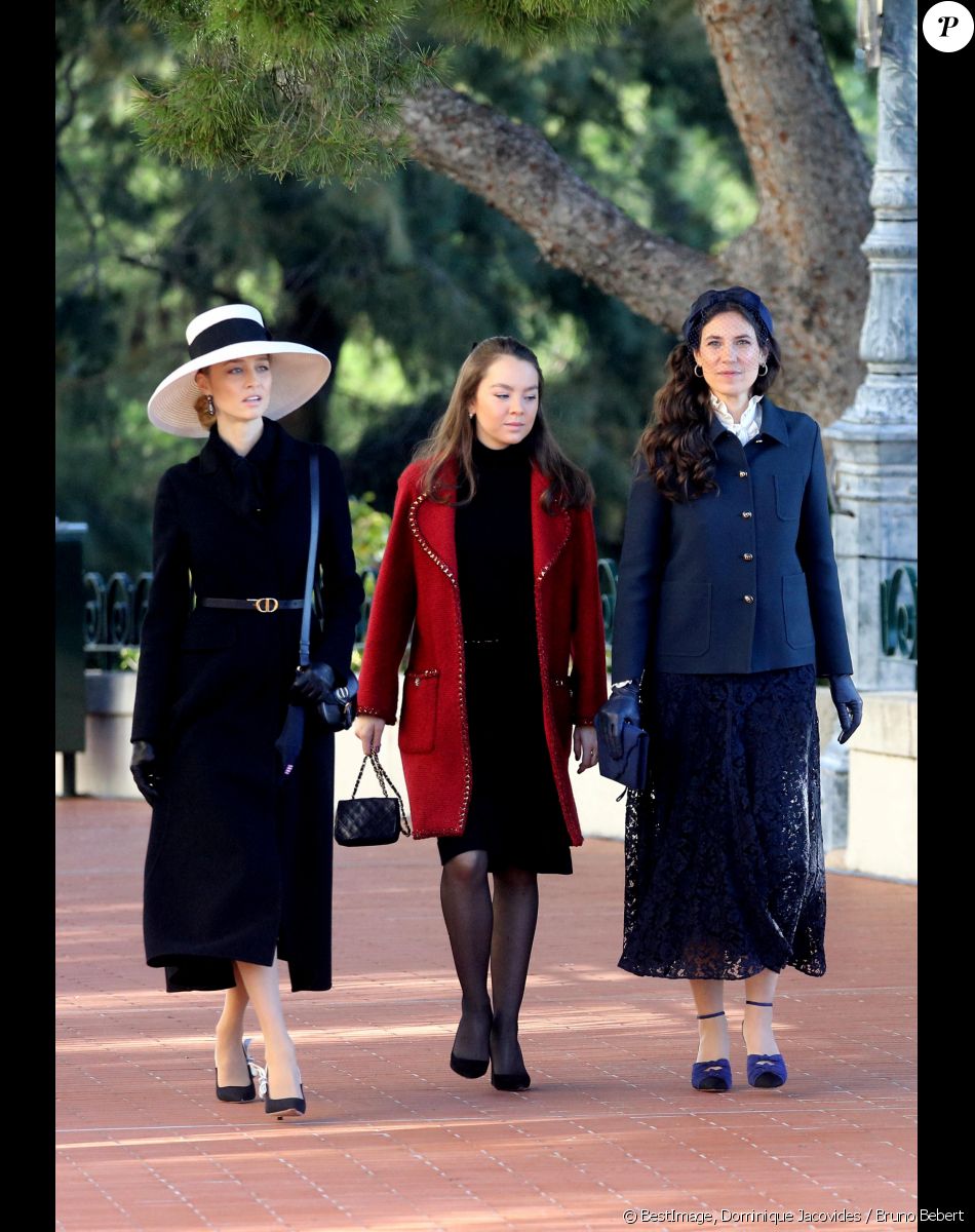 Beatrice Borromeo, Alexandra de Hanovre, Tatiana Santo Domingo - Arrivées en la cathédrale de Monaco pour la messe d'action de grace avec Te Deum lors de la la fête nationale de Monaco le 19 novembre 2021. © Dominique Jacovides / Bruno Bebert / Bestimage