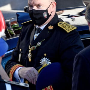 Le prince Albert II de Monaco - Arrivées en la cathédrale de Monaco pour la messe d'action de grace avec Te Deum lors de la la fête nationale de Monaco le 19 novembre 2021. © Bruno Bebert / Dominique Jacovides / Bestimage