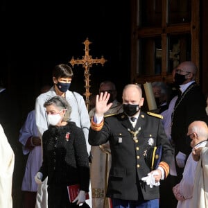 Le prince Albert II de Monaco, La princesse Caroline de Hanovre, la princesse Stéphanie de Monaco - Sorties de la cathédrale de Monaco après la messe d'action de grace avec Te Deum lors de la la fête nationale de Monaco le 19 novembre 2021. Bruno Bebert / Dominique Jacovides / Bestimage