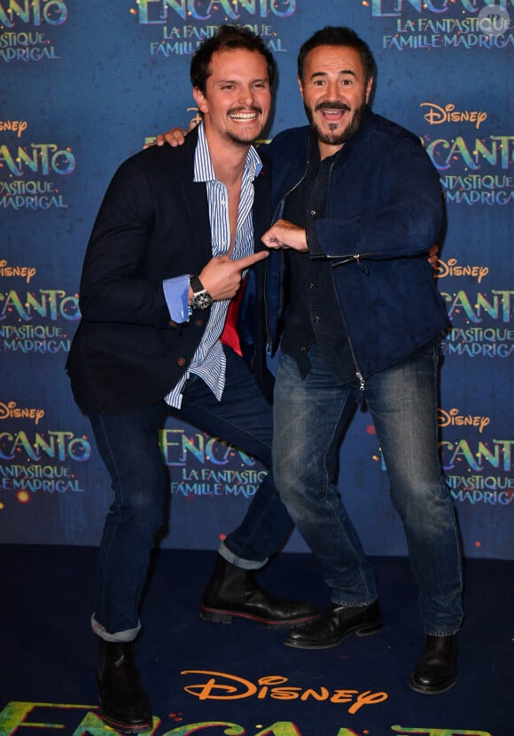 Juan Arbelaez et José Garcia - Avant-première du film "Encanto" de Disney au Grand Rex à Paris le 19 novembre 2021. © Veeren/Bestimage