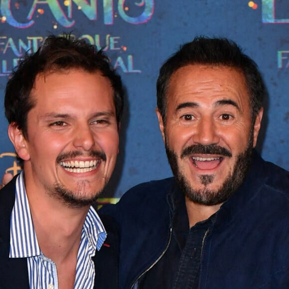 Juan Arbelaez et José Garcia - Avant-première du film "Encanto" de Disney au Grand Rex à Paris le 19 novembre 2021. © Veeren/Bestimage