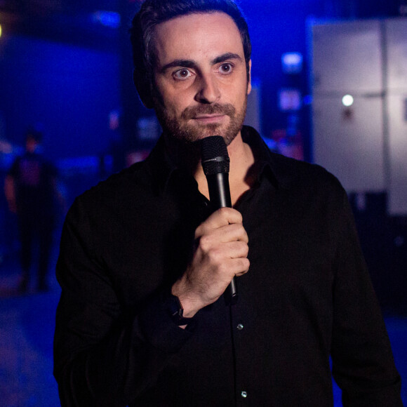 Exclusif - Camille Combal - People au spectacle de Malik Bentalha "Encore" au Dôme de Paris - Palais des Sports à Paris le 20 février 2020. © Cyril Moreau/Bestimage