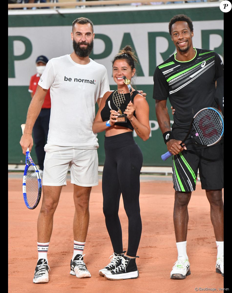 Exclusif - Benoît Paire et sa compagne Julie Bertin, Gaël Monfils - Benoît Paire, Gaël Monfils, Domingo (Pierre Alexis Bizot) et Zerator (Adrien Nougaret) deux streamers se rencontrent lors d'un match de tennis à Roland Garros, Paris le 18 septembre 2021. © Veeren/Bestimage