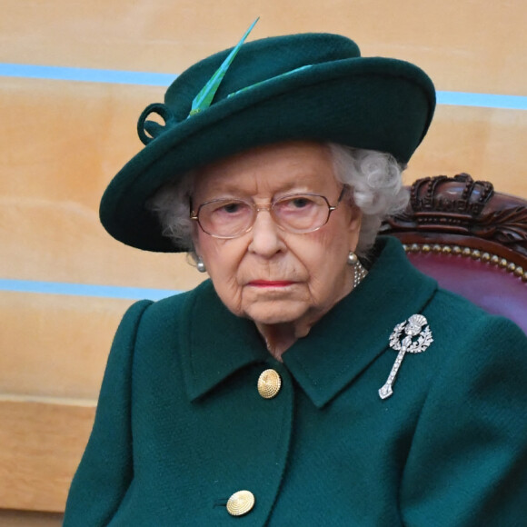 La reine Elisabeth II d'Angleterre au Parlement écossais à Edimbourg, Ecosse, Royaume Uni, le 2 octobre 2021. 