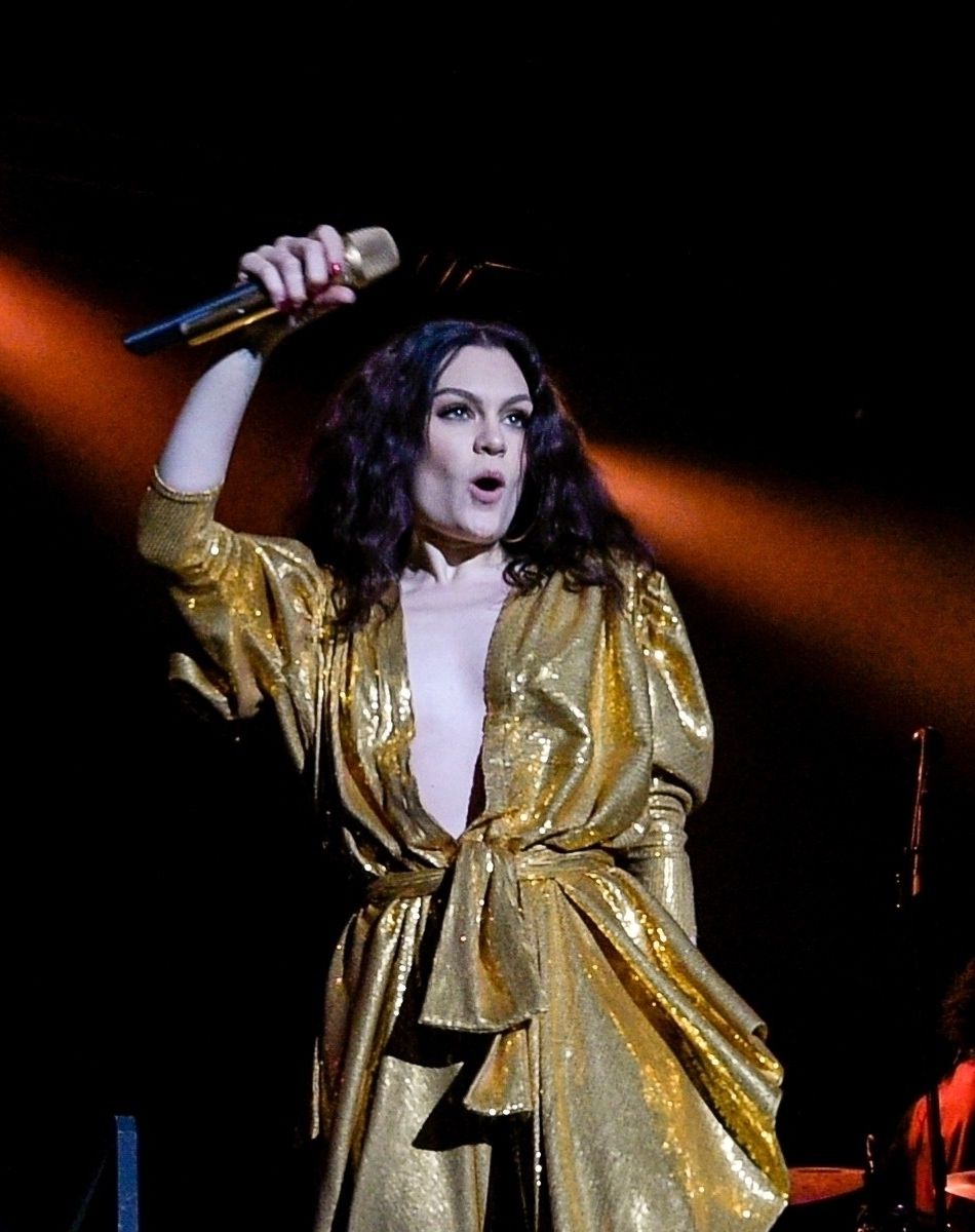 Jessie J en concert à Birmingham, à l'occasion de sa tournée "R.O.S.E.". Le 20 novembre 2018