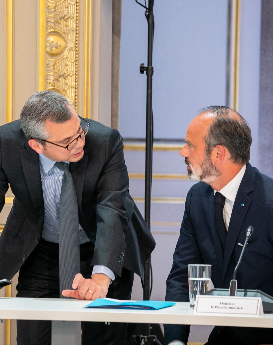 Alexis Kohler, Edouard Philippe - Réunion du président de la République avec les partenaires sociaux au Palais de l'Élysée le 4 juin 2020. © Romain Gaillard / Pool / Bestimage