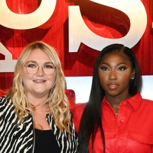 Lola Dubini et Fatou Kaba à l'avant-première du film d'animation "Tous en scène 2" au cinéma Le Grand Rex à Paris, France, le 26 novembre 2021. © Coadic Guirec/Bestimage 