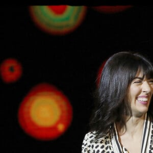 Exclusif - Nolwenn Leroy, Thomas Dutronc - Soirée "L'année de la déprime (et même un peu plus...)" aux Folies Bergère à Paris. Le 29 novembre 2021. © Alain Guizard / Bestimage