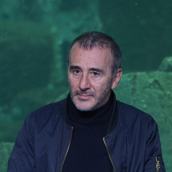 Elie Semoun - Cérémonie officielle de lancement des programmes pédagogiques de la Maud Fontenoy Foundation à l'Aquarium de Paris le 26 novembre 2021. © Bestimage