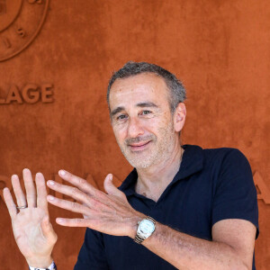 Elie Semoun au village lors des internationaux de France Roland Garros à Paris le 13 juin 2021. © Dominique Jacovides / Bestimage 