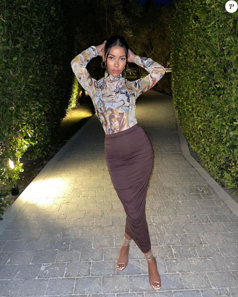 Nehuda prend la pose sur Instagram, octobre 2021 - Purepeople