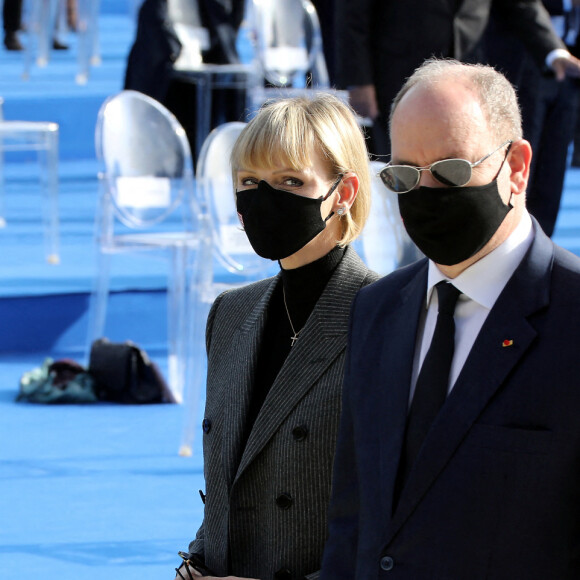 La princesse Charlène de Monaco, le prince Albert II - Cérémonie d'hommage national aux victimes de l'attentat terroriste du 29 octobre 2020 au sommet de la Colline du Château à Nice le 7 novembre 2020. Un terroriste islamiste est entré dans la basilique Notre Dame de l'Assomption à Nice et a fait trois victimes avec un couteau avant d'être neutralisé par la police municipale. © Jean-François Ottonello/ Nice Matin / Bestimage