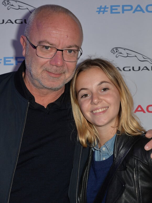 Olivier Baroux et sa fille Enya - Présentation de la nouvelle Jaguar E-PACE au studio des Acacias à Paris. © Veeren/Bestimage 