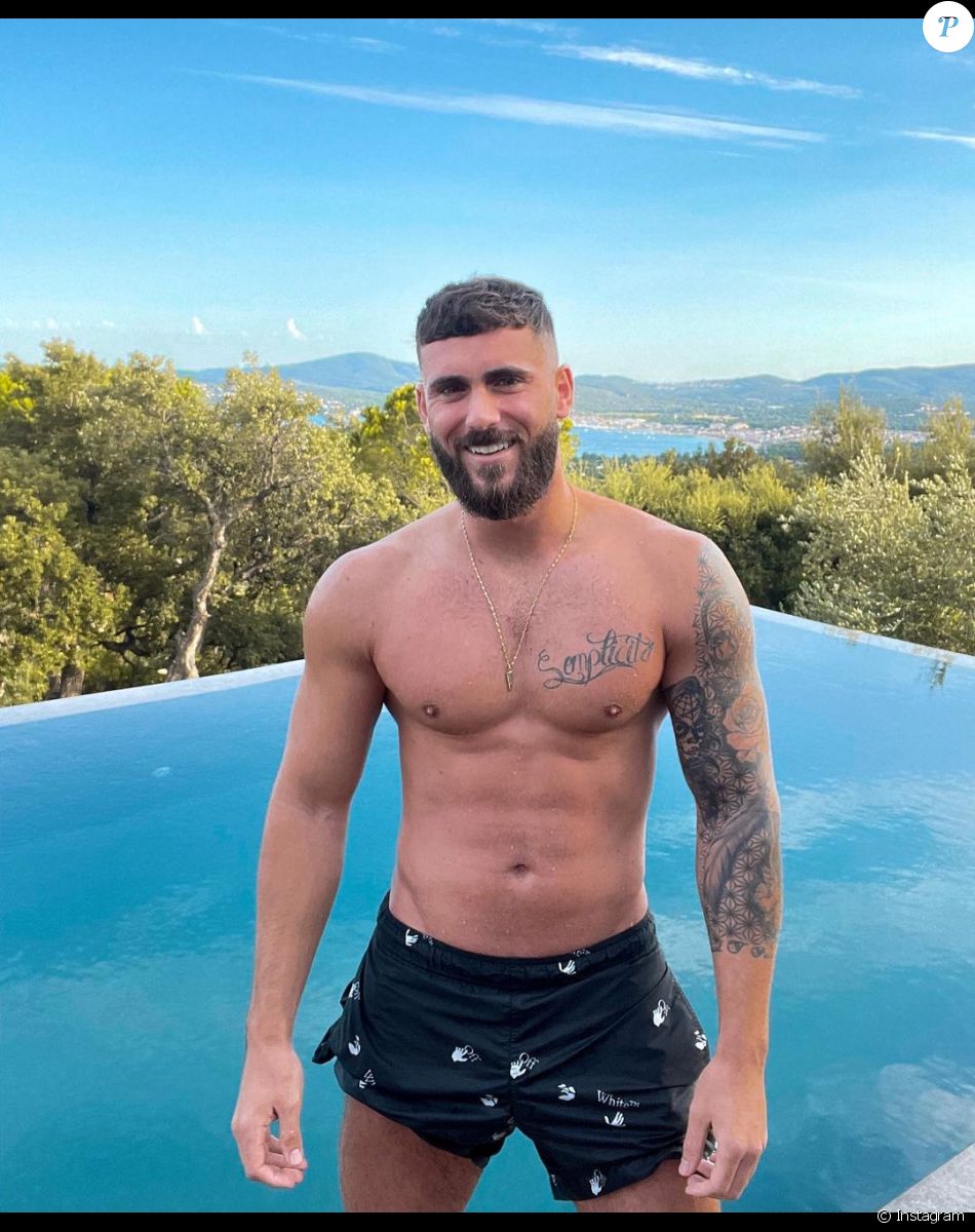 Illan accusé de viol par Alix : le candidat de télé-réalité s'est effondré en larmes dans sa story Instagram le 4 décembre 2021.