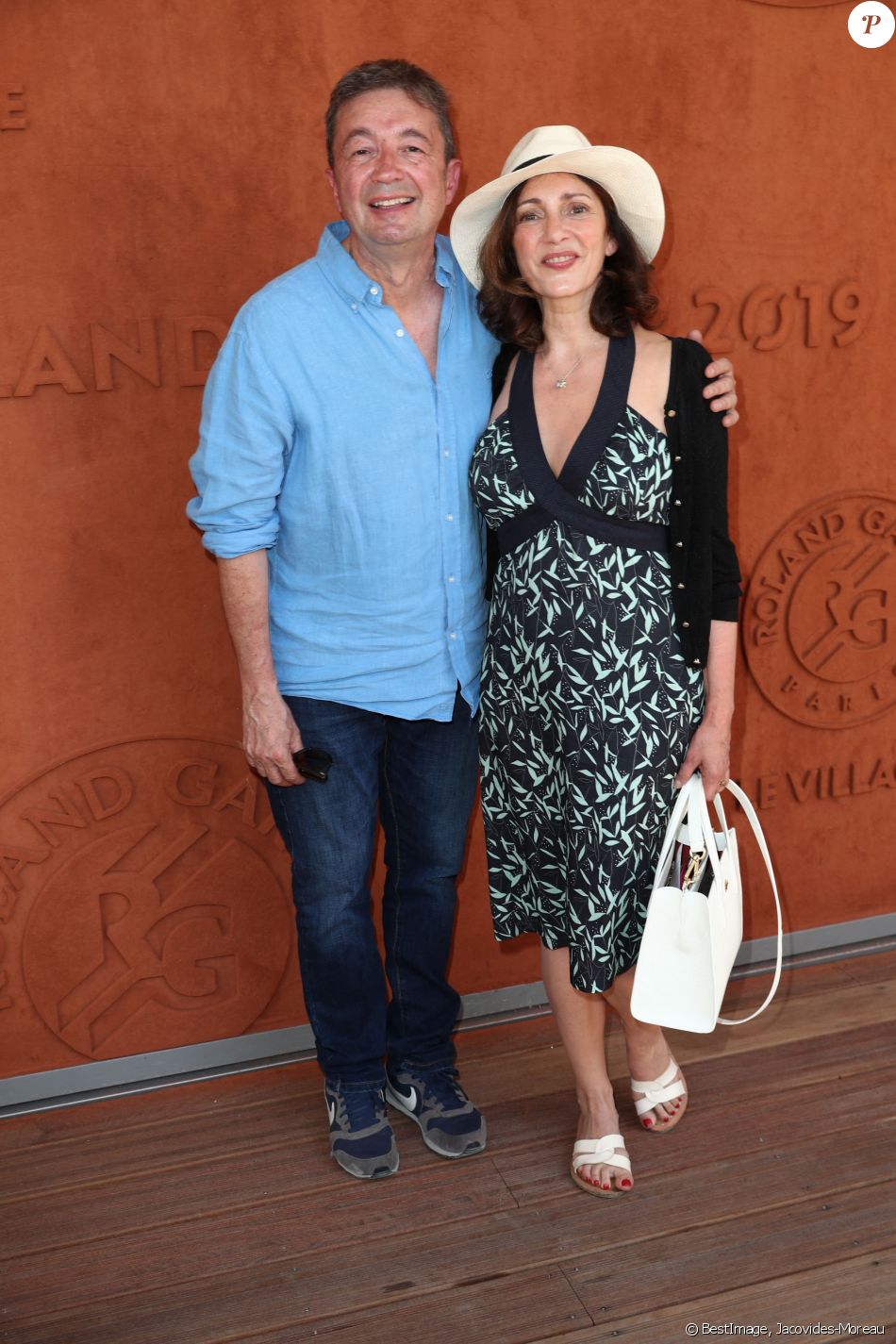 Frédéric Bouraly et Valérie Karsenti au village lors des internationaux de tennis de Roland Garros à Paris, France, le 1 juin 2019. © Jacovides-Moreau/Bestimage   
