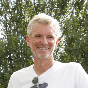 Denis Brogniart - 8ème édition du "Triathlon des roses" au Stade Français dans le domaine de Saint Cloud le 18 septembre 2021. © Marc Ausset-Lacroix/Bestimage