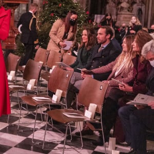 Le prince William, duc de Cambridge, et Catherine (Kate) Middleton, duchesse de Cambridge, assistent au service de chant communautaire Together At Christmas à l'abbaye de Westminster, à Londrtes, Royaume Uni, le 8 décembre 2021.