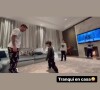 Lionel Messi joue avec ses fils.